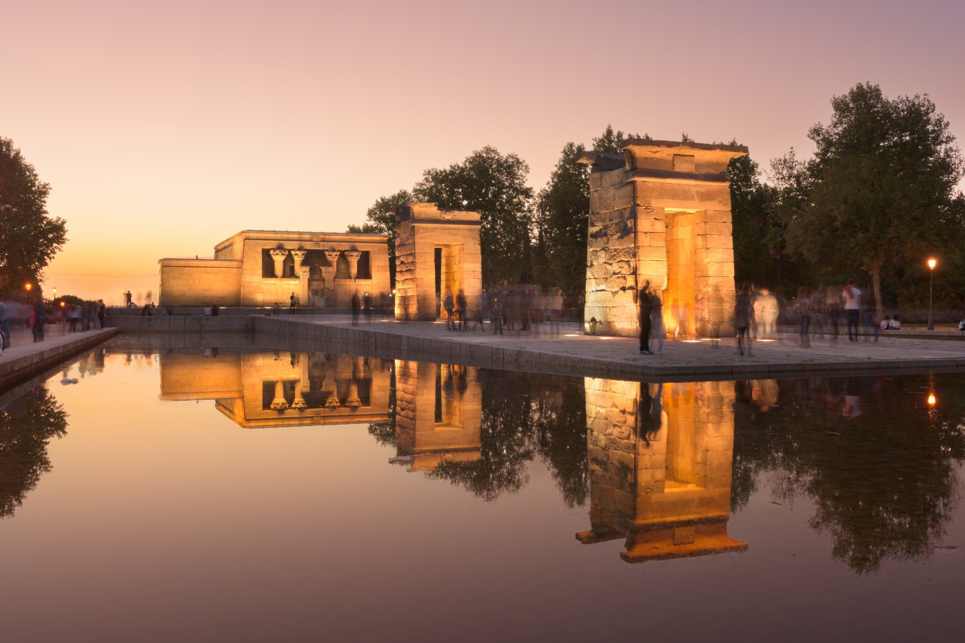 El templo de Debod: historia y significado de un importante templo del Egipto faraónico en Madrid.
